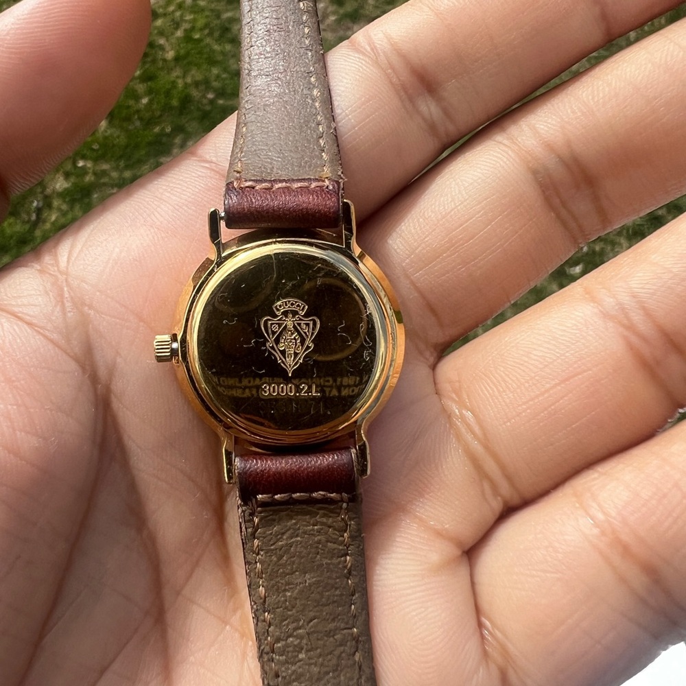 GUCCI Chronograph, Gold Plated ladies Watch - Picture 11 of 11